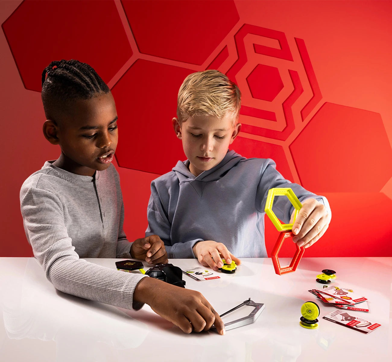 Magshuto High-Flying Magnetic Trick-Shot Fun!