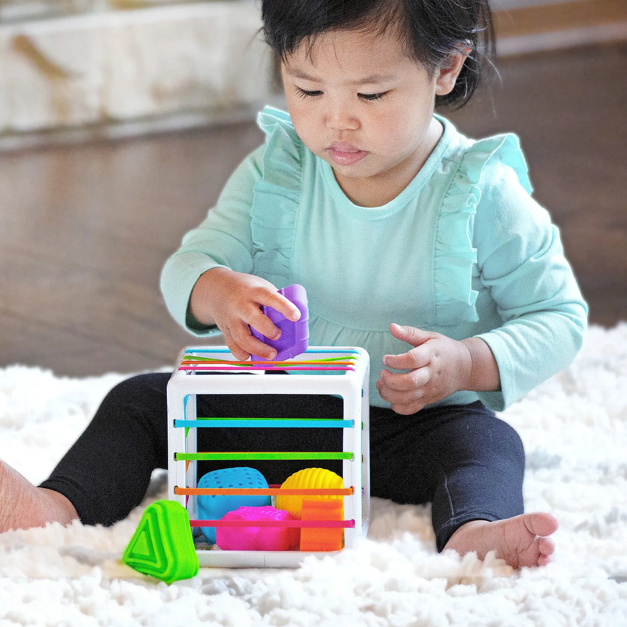 Little Brainies- Inny Bin Stretchy-Band Shape Sorter for Curious Little Hands